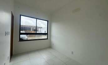 Imagem 7: Oportunidade! Casa com 3 Suítes e Terreno Amplo no Lantai