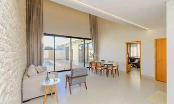 Imagem 3: Imóvel para venda tem 250 metros quadrados com 3 quartos