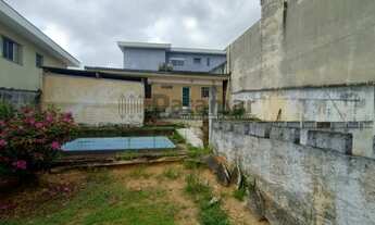 Imagem: Terreno com Casa Velha nos fundos à Venda