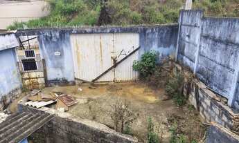 Imagem 4: TERRENO 307m2 EM BENFICA AO LADO BAHAMAS COM CASA PRECÁRIA PARA DEMOLIÇÃO