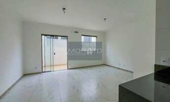 Imagem 5: Área privativa com 3 Quartos sendo 1 Suíte e 2 Vagas de garagem no bairro Santa Amélia