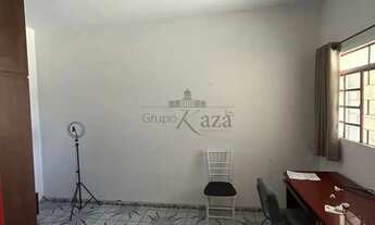 Imagem 4: Oportunidade - Casa Comercial Residencial - Vila Santa Helena - 4 Dormitórios - 225m²