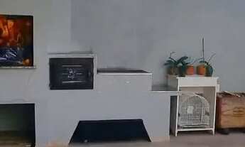 Imagem 2: Vendo essa casa bem localizada no bairro Parque Dez! Aceito Negócio