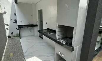 Imagem 2: Casa em condomínio fechado de 3/4 na Guanabara!!