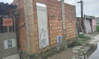 Imagem: Casa com 5 Cômodos Pequenos - Vila Matias