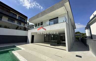 Imagem 5: Casa de condomínio em Alameda Turmalina - Golf Gardens - Carapicuíba/SP