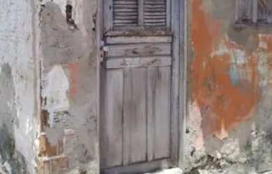 Imagem 3: Vendo um terreno com um ponto de comercio mede 15 por 32 com uma casa com dois vao e um