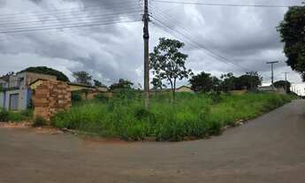 Imagem: Esquina 364,50m² (Asfalto, Agua e Esgoto)