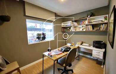 Imagem 6: Imóvel para venda tem 360 metros quadrados com 4 quartos