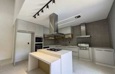 Imagem 6: Oportunidade - Casa em Condomínio - Condomínio Vivant Urbanova - 4 Suítes - 390m²