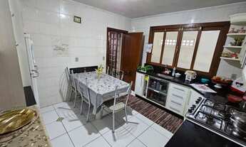 Imagem 6: INBOX CIA IMOBILIÁRIA ALUGA CASA INDIVIDUAL COM 05 QUARTOS LOCALIZADA NO BAIRRO SANTA MART