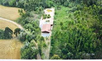 Imagem 4: Chácara na Lapa com 2.310m² com piscina, 3 dormitórios, área gourmet e semi-mobiliada pra