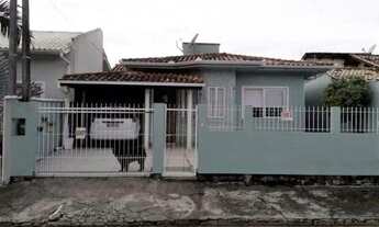 Imagem: CA0163 Casa Semimobiliada / Madri