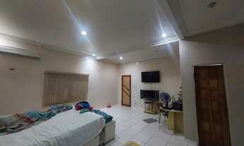 Imagem 2: Sobrado para venda possui 260 metros quadrados com 4 quartos em Novo Aleixo - Manaus - Ama