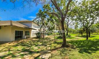 Imagem 7: Casa alto padrão a venda em condomínio fechado, com 4 suítes