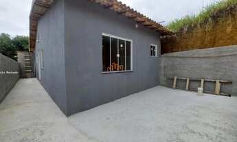 Imagem 3: Casa para Venda em Maricá, Condado de Maricá, 2 dormitórios, 1 suíte, 1 banheiro, 2 vagas