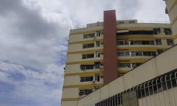 Imagem 2: Madureira Rua Domingos Lopes Apartamento Vazio salão 2 quartos com dependência de empregad