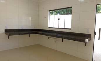 Imagem 7: Casa com 03 quartos (1 suíte), garagem coberta; Localizada no Vila Maria