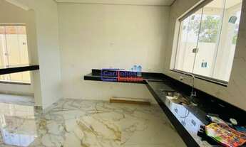 Imagem 3: Linda casa com piscina e bela área gourmet!