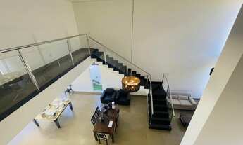 Imagem 3: Casa de condomínio sobrado para venda tem 255 metros quadrados com 3 quartos