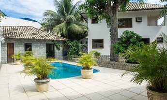 Imagem 3: Casa Duplex - Pedras Douradas - 5 quartos - 3 suítes - 3 vagas de garagem