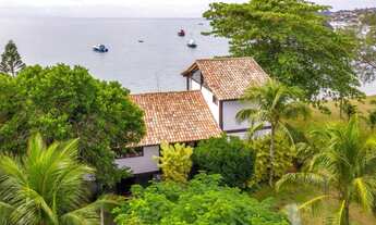 Imagem: Praia do Canto- Localização privilegiada