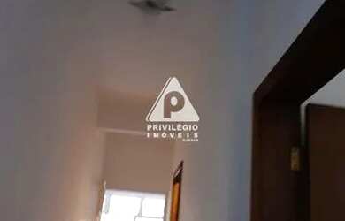 Imagem 11: Casa de rua à venda, 5 quartos, 1 suíte, 3 vagas, Cubango - Niterói/RJ