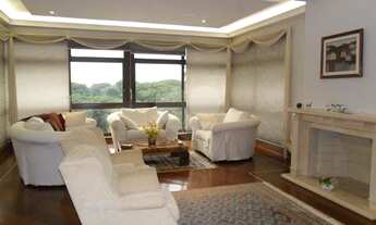 Imagem 2: CASA IMPECAVÉL EM RUA TRANQUILA E ARBORIZADA