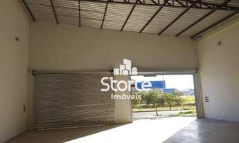 Imagem 4: Galpão para alugar, 198 m² por R$ 5.000/mês - Novo Mundo - Uberlândia/MG