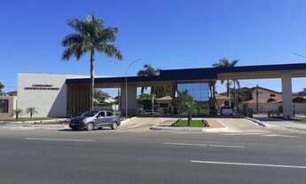 Imagem 2: Alugo Casa Térrea, 300m2, Escriturada, Cond. Morada Nobres, 3 qtos, lote 500m2