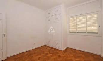 Imagem 6: Tijuca! Apartamento sala, 3 quartos, dependências completas, play com parquinho, vaga, 96m