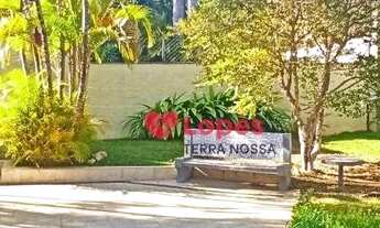 Imagem: Casa de madeira no Condomínio Marambaiá