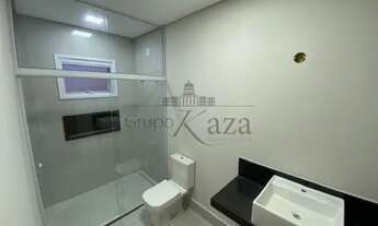 Imagem 6: Casa de condomínio para aluguel tem 370 metros quadrados com 3 quartos