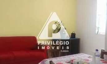 Imagem 2: Lindo apartamento de dois quartos no Centro