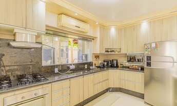 Imagem: Sobrado para venda tem 340 metros quadrados