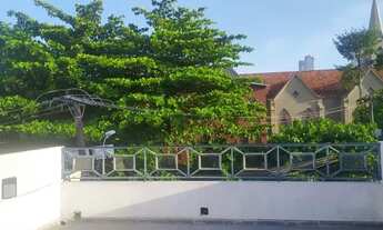 Imagem 6: Suíte com sacada