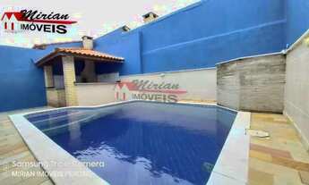 Imagem: Casa a venda em bairro nobre com 3 dormitórios