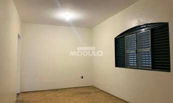 Imagem 3: Casa Residência para locação Bairro Santa Mônica