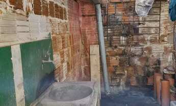 Imagem 6: ALUGA SE PARA FINS COMERCIAIS