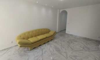 Imagem 5: Alugo apt na Tijuca.Rua Uruguai. 2 quartos, sala ampla.Frente. Recém reformado