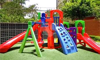 Imagem 2: Apartamento mobiliado com 54m², 2 dormitórios, sacada e 1 vaga próximo à Berrini