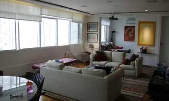 Imagem 2: Amplo apto para LOCAÇÃO no Itaim bibi, são 3 dorm, 2 suites e 2 vagas. Espaço e segurança