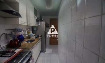 Imagem 5: 2 Quartos, suíte, 2 varandas, vaga piscina, play e churrasqueira no Humaitá!