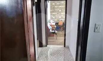 Imagem 7: Casa térrea, 2 quartos, 3 vagas, quintal e edícula, em excelente região da Zona Sul