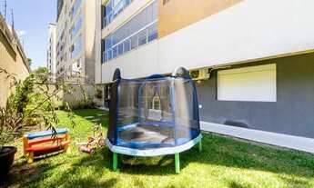 Imagem 6: Apartamento para aluguel com 188 metros quadrados com 4 quartos em Água Verde - Curitiba