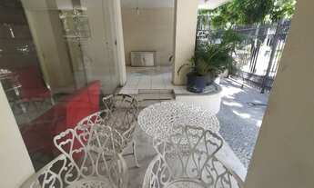 Imagem 2: Alugo apt na Tijuca.Rua Uruguai. 2 quartos, sala ampla.Frente. Recém reformado