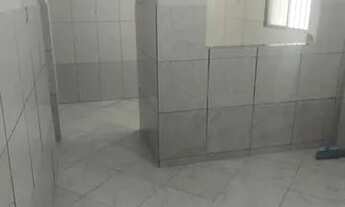 Imagem 3: Alugo casa com 2/4 primeira casa do corredor incluso água