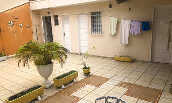 Imagem 5: Casa em Brotas para aluguel. São 2 pavimentos, 400 m², 4 quartos