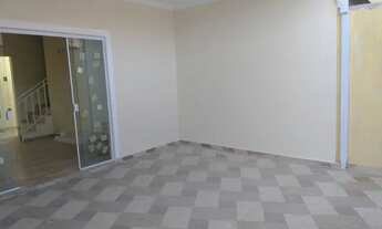 Imagem 2: Sobrado com 3 dormitórios, sendo 1 suite e 2 vagas de garagem coberta para alugar, 362 m²