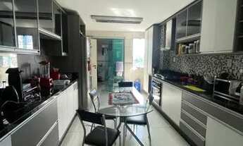 Imagem 2: OPORTUNIDADE! Vieiralves, 4 quartos, varanda, mobiliado, 3 vagas garagem! Preço imperdível